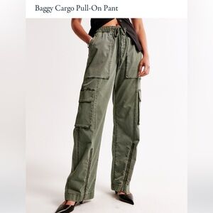 A&F Baggy Cargo Pull On Pant - Olive - Small